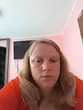 Snapshot of wildaurax chatting on May 28, 6:21 am wildaurax online show from May 28, 6:21 am
