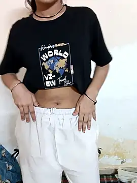 Snapshot of Baby-Doll_ chatting on May 3, 5:35 am Baby-Doll online show from May 3, 5:35 am