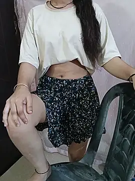Snapshot of Baby-Doll_ chatting on May 20, 4:07 am Baby-Doll online show from May 20, 4:07 am
