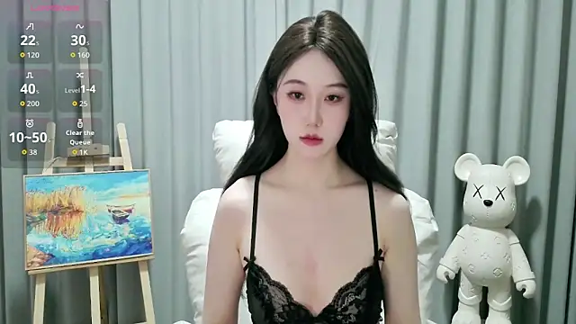 Snapshot of LUNYI-CC chatting on May 16, 10:01 am LUNYI-CC online show from May 16, 10:01 am