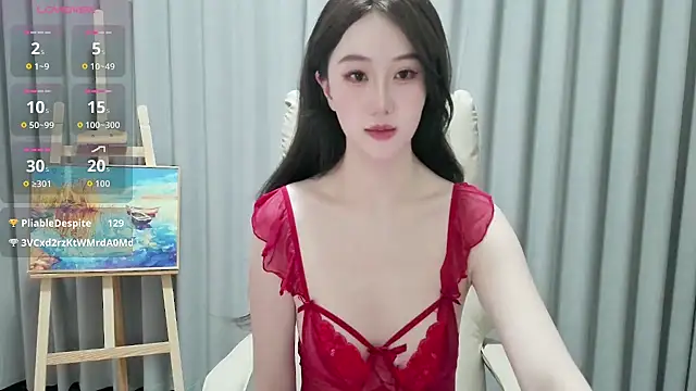 Snapshot of LUNYI-CC chatting on May 27, 11:07 am LUNYI-CC online show from May 27, 11:07 am