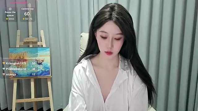 Snapshot of LUNYI-CC chatting on June 3, 2:33 pm LUNYI-CC online show from June 3, 2:33 pm