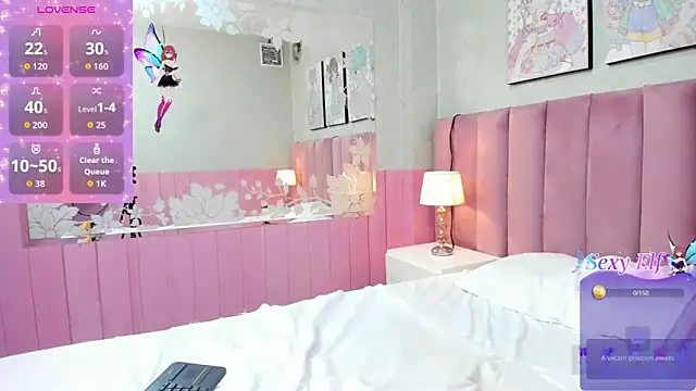 Snapshot of Hellencute18_ chatting on April 26, 10:35 am Hellencute18 online show from April 26, 10:35 am