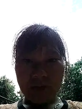 Snapshot of giahan1 chatting on May 23, 10:30 am giahan1 online show from May 23, 10:30 am
