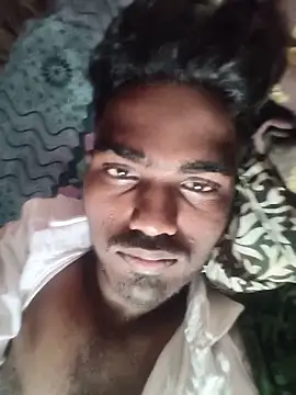 Snapshot of teluguboy_7 chatting on May 24, 6:40 am teluguboy 7 online show from May 24, 6:40 am