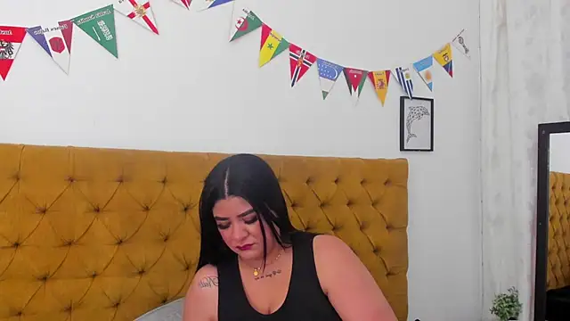 Snapshot of Katty_West chatting on June 29, 6:52 pm Katty West online show from June 29, 6:52 pm