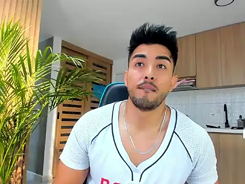 alangreek1 online show from May 14, 12:01 pm