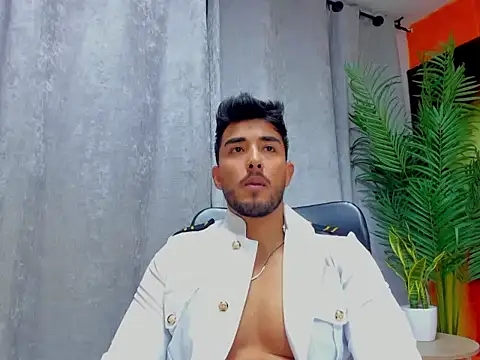 alangreek1 online show from May 27, 4:26 pm