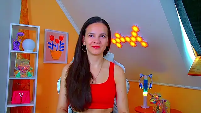 LeonaLane online show from May 7, 6:30 am