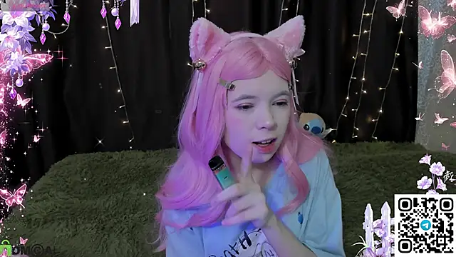 MisaRisaChan online show from April 13, 7:47 am