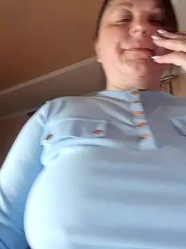 Snapshot of Dear_Natalia chatting on May 18, 3:24 am Dear Natalia online show from May 18, 3:24 am