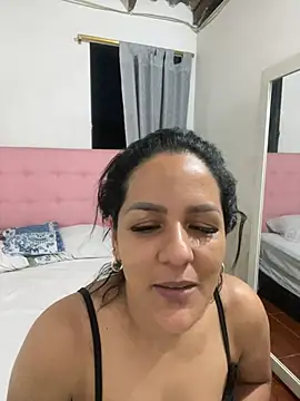 Snapshot of tyraba chatting on June 2, 3:52 am tyraba online show from June 2, 3:52 am