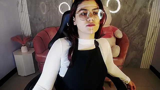 Snapshot of Scarlett_jhonson_ch chatting on May 14, 12:34 pm Scarlett jhonson ch online show from May 14, 12:34 pm