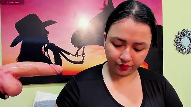 Snapshot of Cassle_ibarra_x chatting on May 5, 10:34 am Cassle ibarra x online show from May 5, 10:34 am