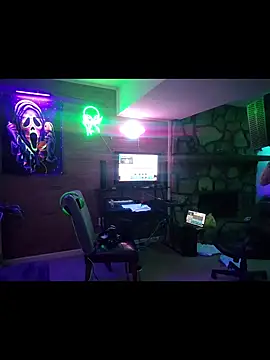 Snapshot of chronic_vibez chatting on July 5, 5:31 pm chronic vibez online show from July 5, 5:31 pm