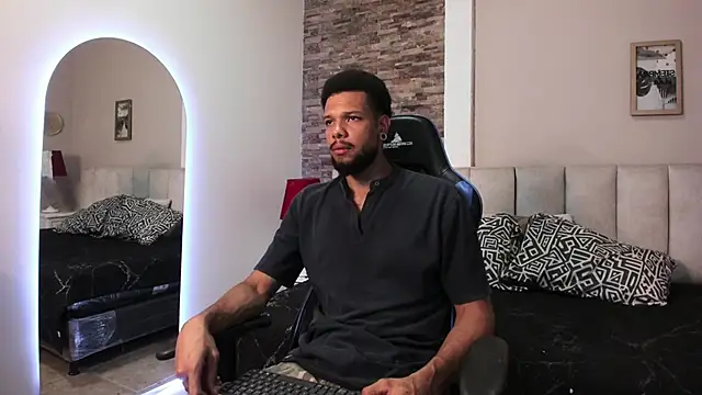 cero khalifa online show from April 9, 9:42 pm