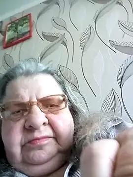 Snapshot of MartaMia68 chatting on May 7, 9:58 am MartaMia68 online show from May 7, 9:58 am