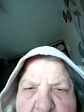 Snapshot of MartaMia68 chatting on May 9, 5:01 am MartaMia68 online show from May 9, 5:01 am