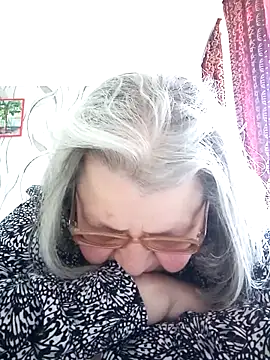 Snapshot of MartaMia68 chatting on May 11, 2:45 pm MartaMia68 online show from May 11, 2:45 pm
