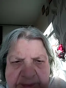 Snapshot of MartaMia68 chatting on May 11, 4:15 pm MartaMia68 online show from May 11, 4:15 pm