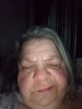 Snapshot of MartaMia68 chatting on May 28, 10:18 pm MartaMia68 online show from May 28, 10:18 pm