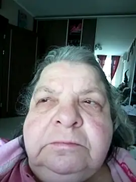Snapshot of MartaMia68 chatting on June 4, 5:13 am MartaMia68 online show from June 4, 5:13 am