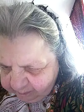 Snapshot of MartaMia68 chatting on June 25, 5:12 am MartaMia68 online show from June 25, 5:12 am
