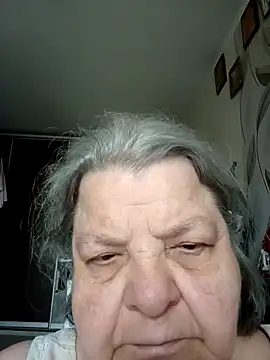Snapshot of MartaMia68 chatting on July 5, 7:04 am MartaMia68 online show from July 5, 7:04 am