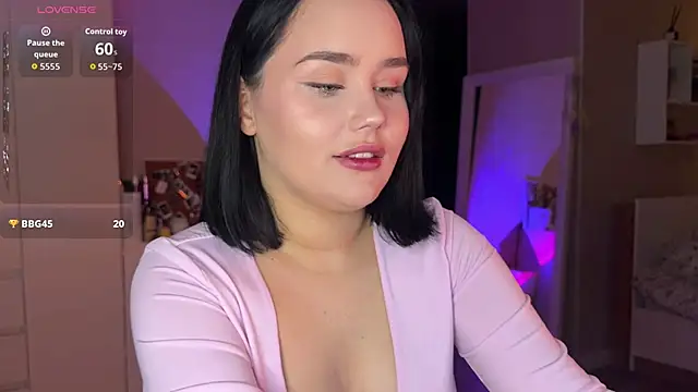 lola raze online show from May 1, 10:14 pm