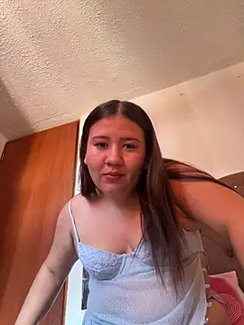Ingriidvs online show from May 5, 5:54 pm
