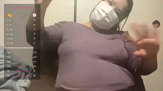 runa-chan- online show from April 14, 10:21 am