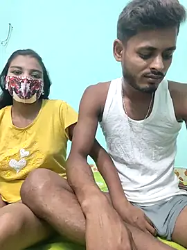 Hot-Couple4 online show from May 4, 4:47 pm
