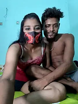 Hot-Couple4 online show from May 6, 3:50 pm