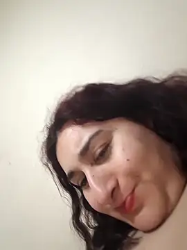 Snapshot of atesli_zumra chatting on April 12, 9:42 pm atesli zumra online show from April 12, 9:42 pm
