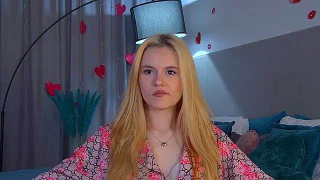 LeaLamour online show from April 10, 6:51 am