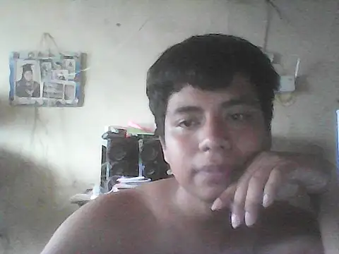 Snapshot of Axel_BABY chatting on May 8, 1:38 pm Axel BABY online show from May 8, 1:38 pm