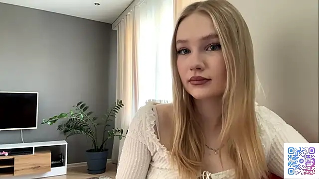 Snapshot of PlasaRima chatting on May 22, 10:04 pm PlasaRima online show from May 22, 10:04 pm