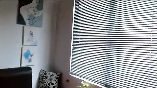 Snapshot of alisonnturbay chatting on May 2, 3:06 pm alisonnturbay online show from May 2, 3:06 pm