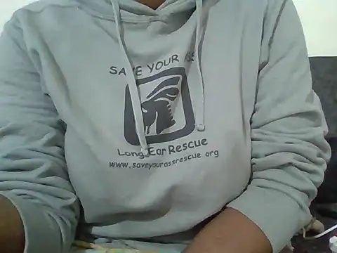 Snapshot of hotchoco03 chatting on April 17, 9:07 pm hotchoco03 online show from April 17, 9:07 pm