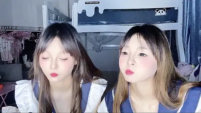 Snapshot of xiaoqiao-daqiao chatting on April 12, 2:22 pm xiaoqiao-daqiao online show from April 12, 2:22 pm