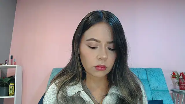 Snapshot of SalomeMartinez_ chatting on May 6, 1:16 pm SalomeMartinez online show from May 6, 1:16 pm