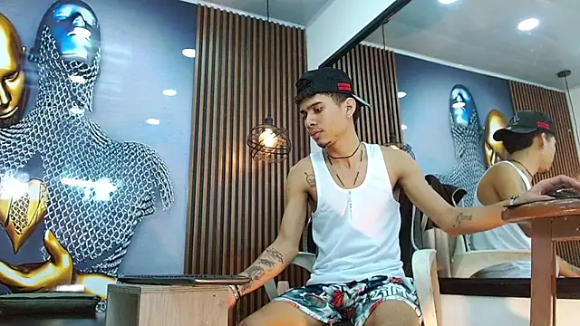 Skinny cute Alyer online show from May 8, 2:06 am