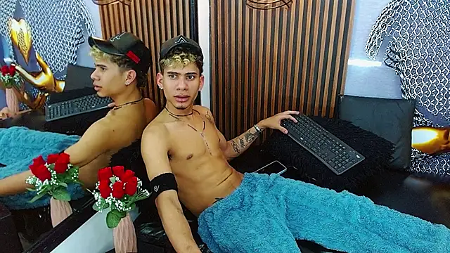 Snapshot of Skinny_cute_Alyer chatting on June 14, 2:30 pm Skinny cute Alyer online show from June 14, 2:30 pm