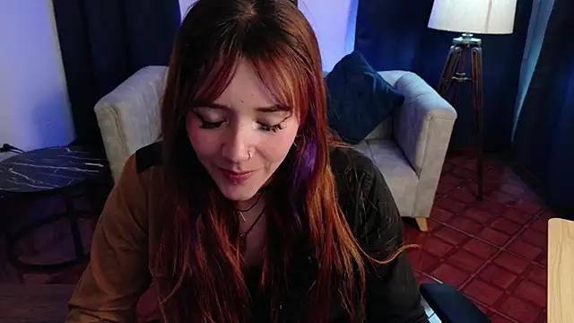 Snapshot of Emily_Cherry_ chatting on May 30, 2:36 pm Emily Cherry online show from May 30, 2:36 pm