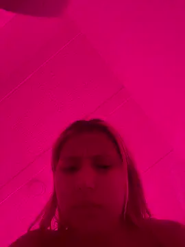 Snapshot of Aliss_Taylor1 chatting on May 30, 11:40 am Aliss Taylor1 online show from May 30, 11:40 am