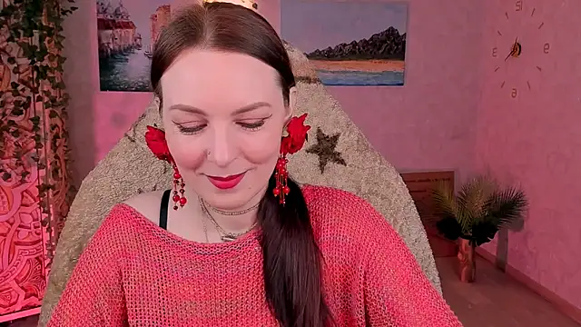 Snapshot of LanaRadiance chatting on May 5, 8:22 am LanaRadiance online show from May 5, 8:22 am