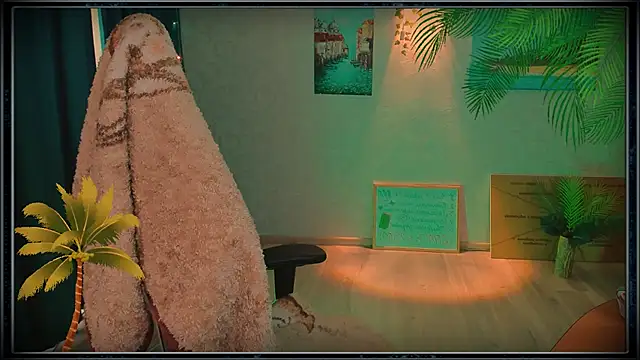 Snapshot of LanaRadiance chatting on July 8, 12:31 pm LanaRadiance online show from July 8, 12:31 pm