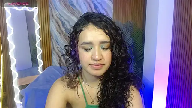 Snapshot of Ellis_tay chatting on April 26, 11:52 am Ellis tay online show from April 26, 11:52 am