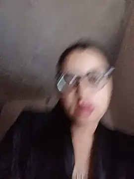 Snapshot of SOFI__10 chatting on May 12, 11:07 am SOFI 10 online show from May 12, 11:07 am