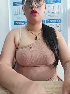 Snapshot of SOFI__10 chatting on May 31, 4:14 pm SOFI 10 online show from May 31, 4:14 pm